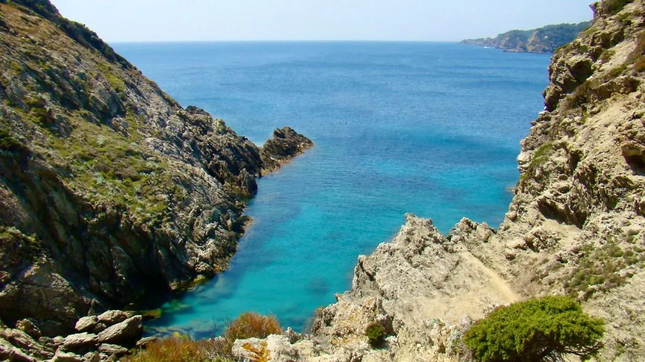 Grand Studio A Hyeres Entre Mer Et Ville